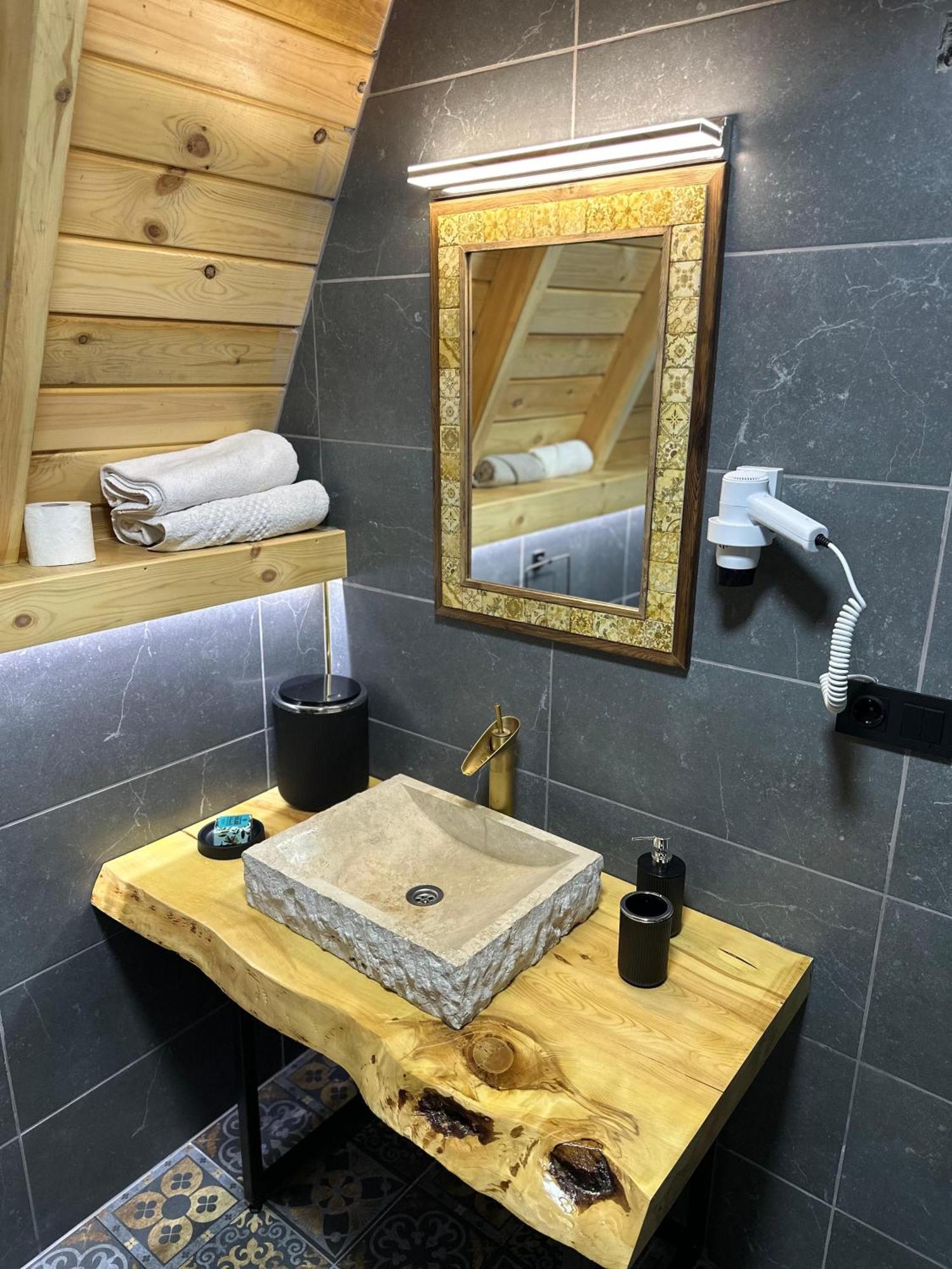 Ruby Bungalov Dogal Yasam Evleri Bed & Breakfast Pazar  Exterior photo