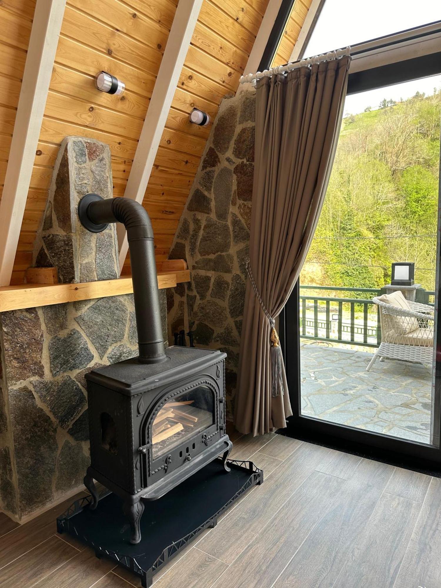 Ruby Bungalov Dogal Yasam Evleri Bed & Breakfast Pazar  Exterior photo
