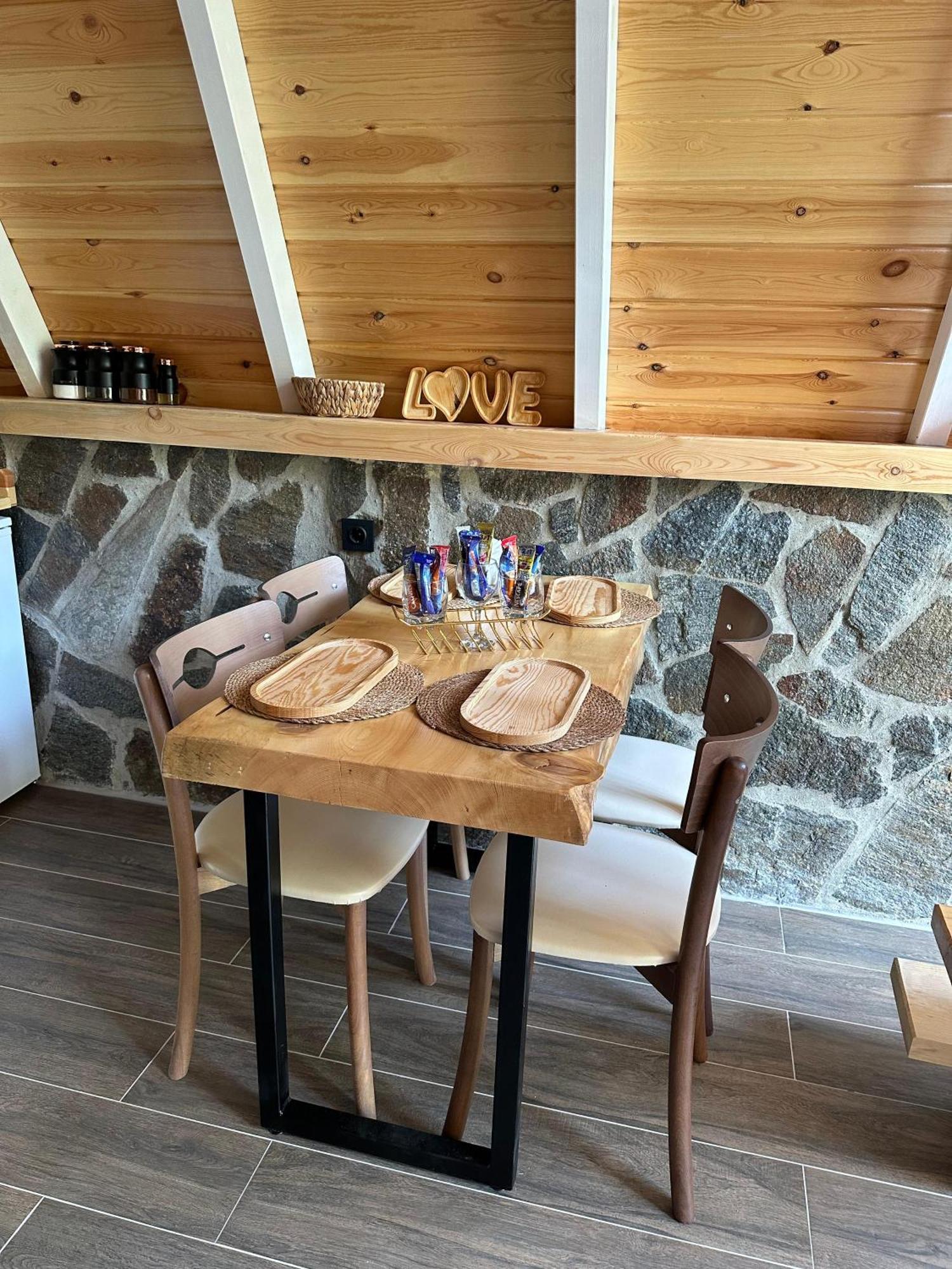 Ruby Bungalov Dogal Yasam Evleri Bed & Breakfast Pazar  Exterior photo